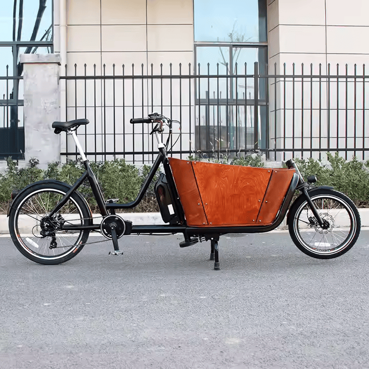 Family Cargo E-Bike - 2 Wheels - Bike Innov